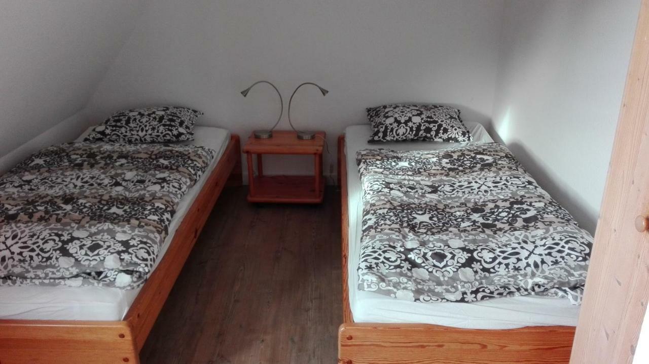 Ferienwohnungen Und Haushaelfte Friesland Midlum  Εξωτερικό φωτογραφία